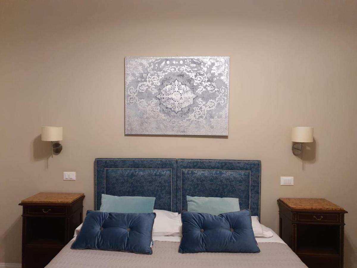 Luxury & Charme Colosseo Rome Exterior photo